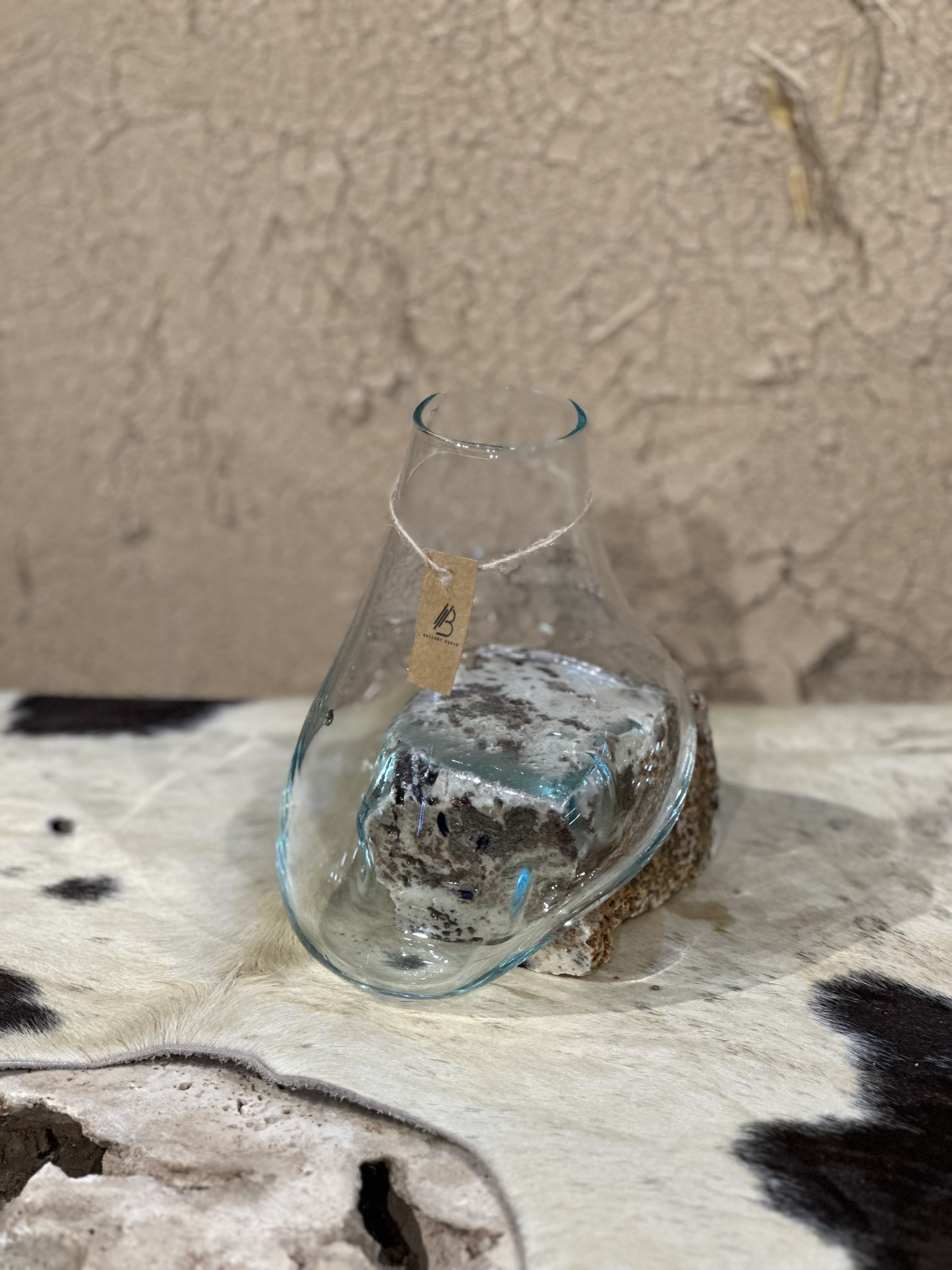گلدان آبگینه سنگ و شیشه